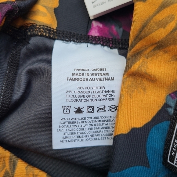 Nike One Icon Clash Dark Floral Tight Shorts, Size XS - Picture 11 of 13